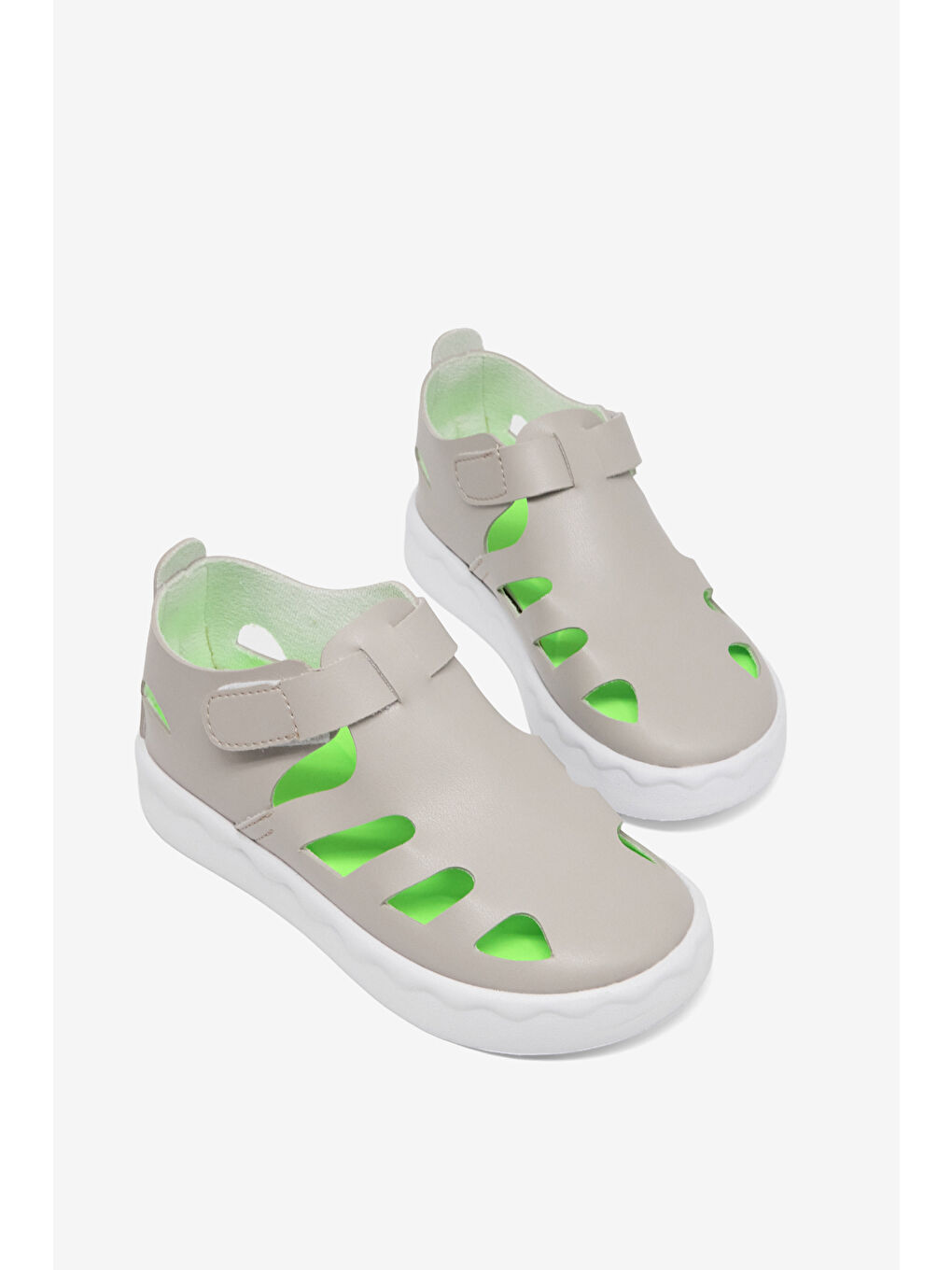 Çocuk Unisex Gri Hafif Tabanlı Rahat Cırtlı Sandalet-3