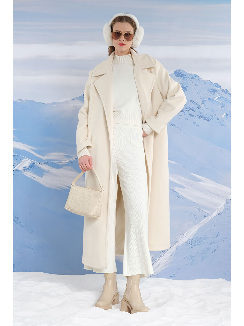 Uzun Takma Kol Kaban Ekru