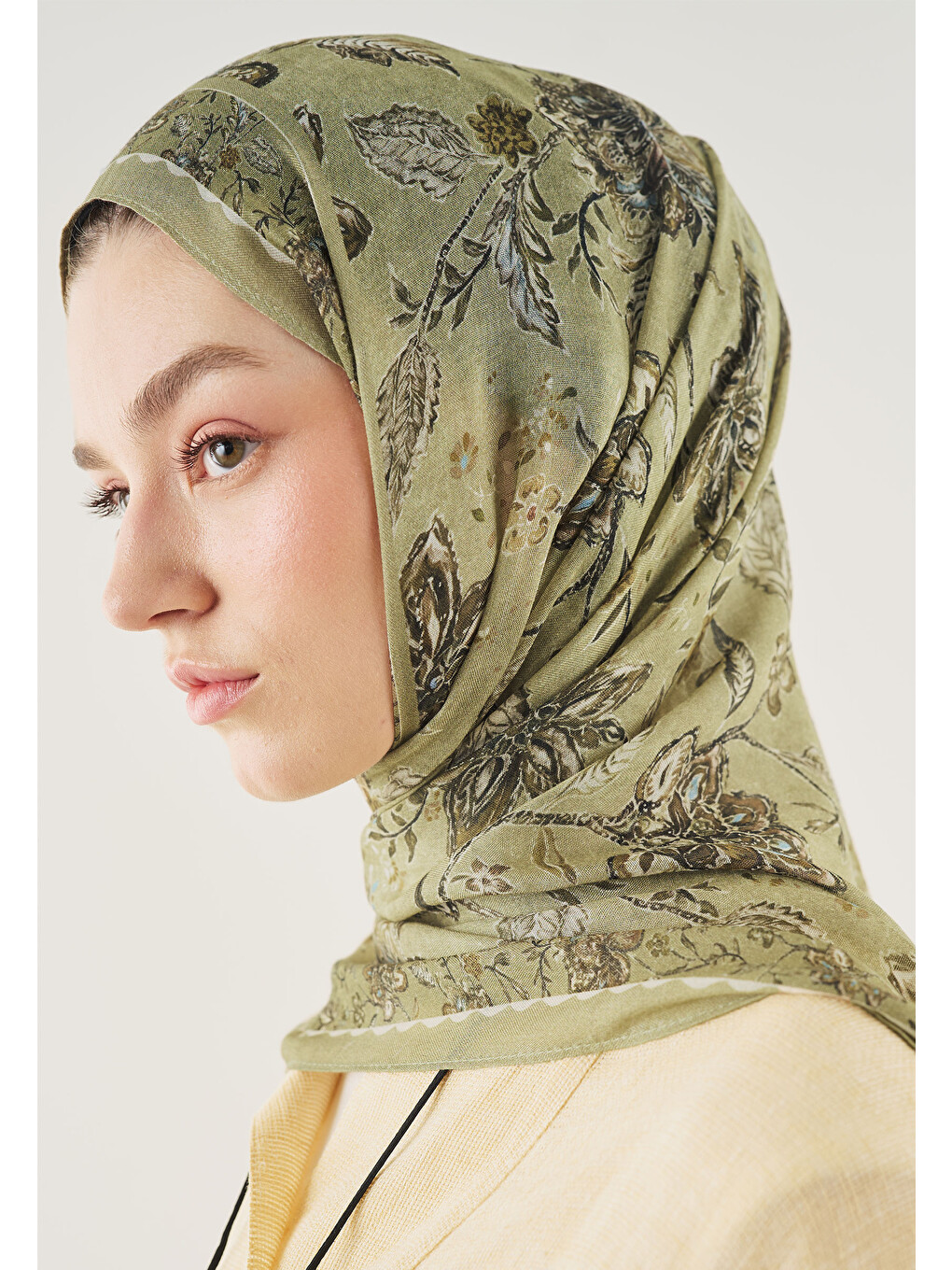 Ethnic Blossom Desen Soft Viskon Şal Çağla Yeşili