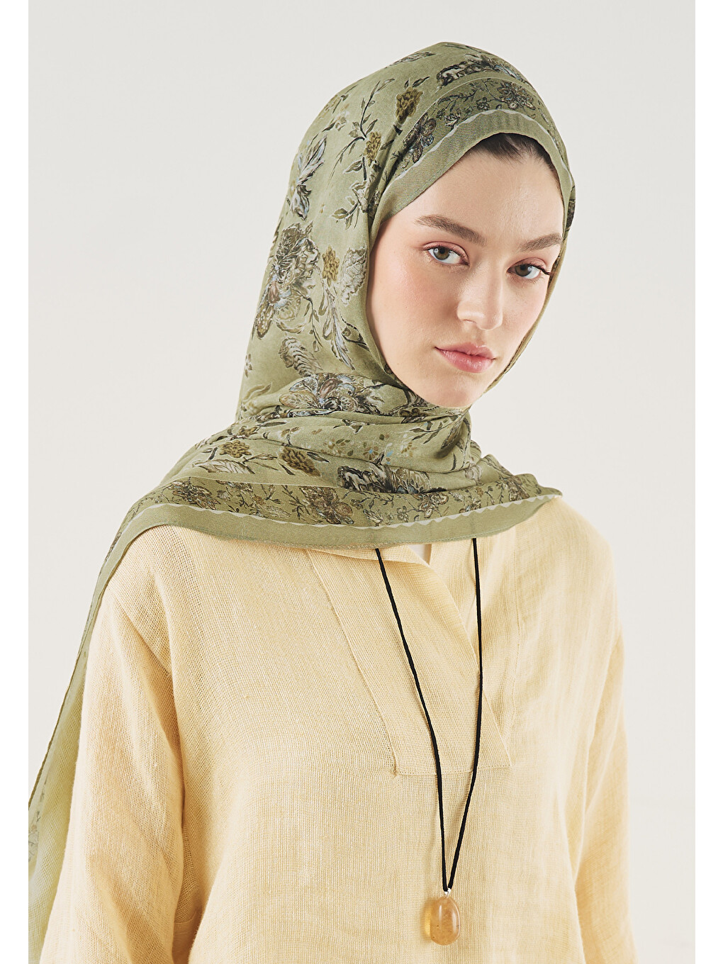 Ethnic Blossom Desen Soft Viskon Şal Çağla Yeşili-3