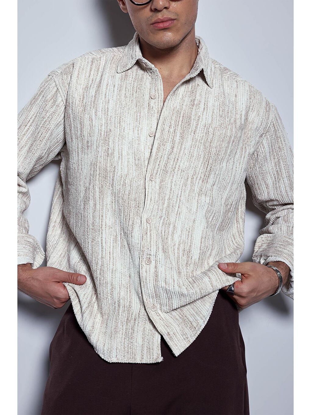 Erkek Oversize Kadife Dokulu Gömlek Bej