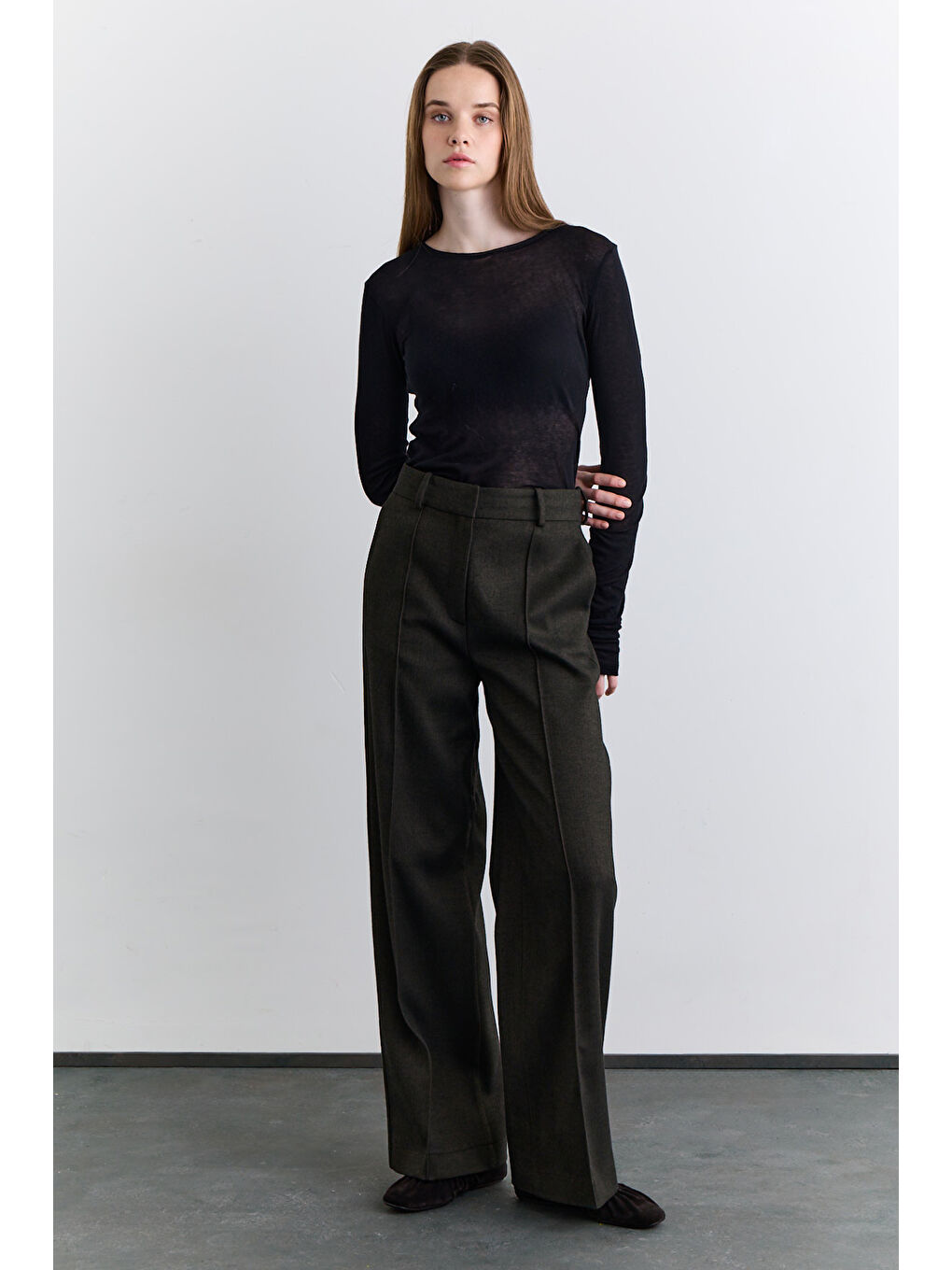 Klasik Pileli Kumaş Pantolon Haki-4