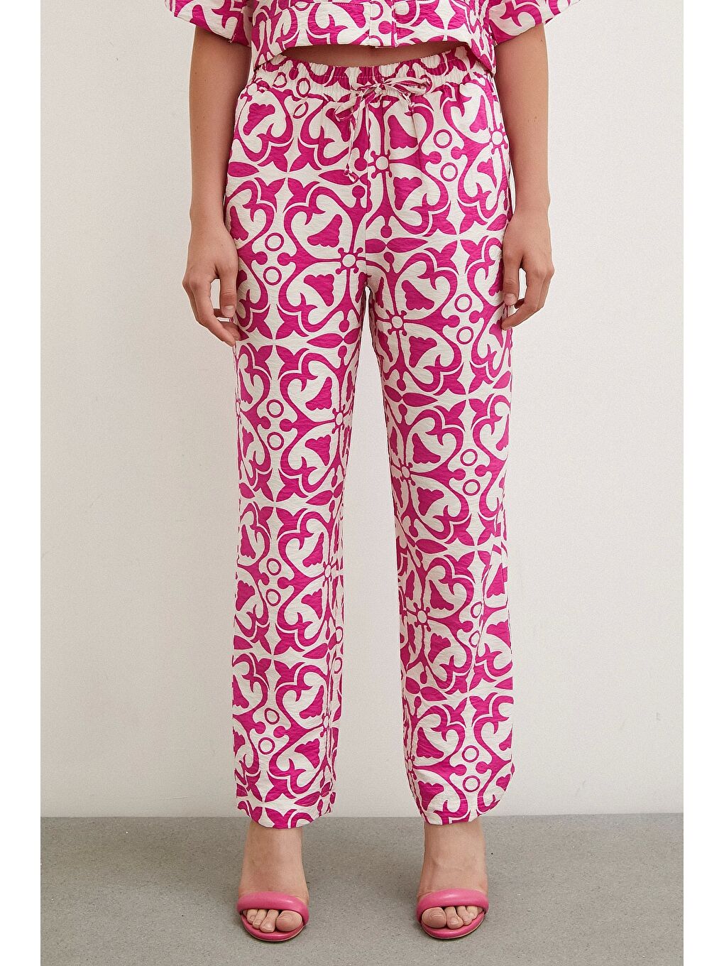 Beli Lastikli Boru Paça Pantolon Fuşya-3