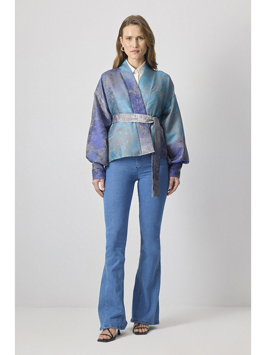 Mavi Desenli Saten Ceket