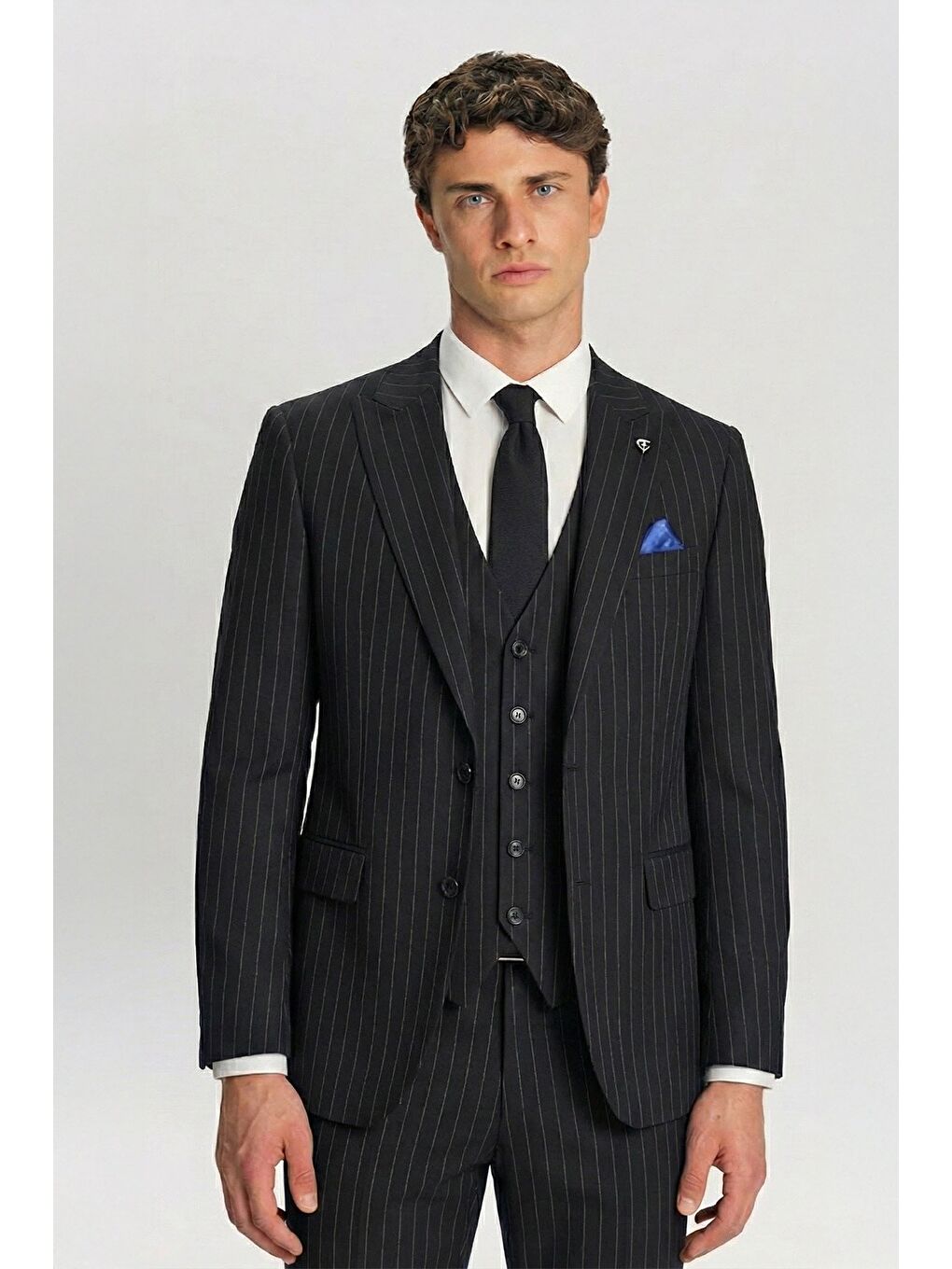 Giotelli Siyah Yelekli Çizgili Sivri Yaka Roma Kalıp 6 Drop Tam Astarlı Erkek Takım Elbise