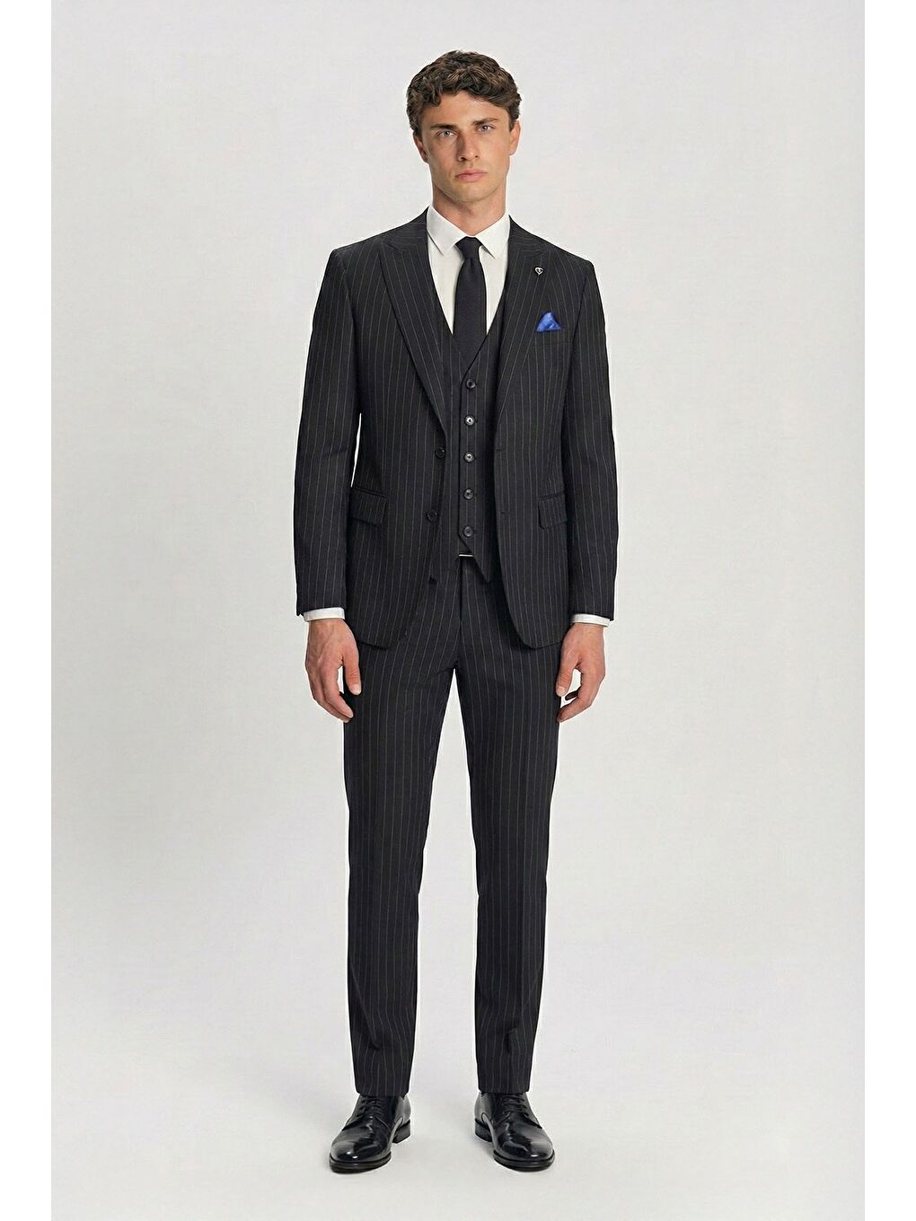 Giotelli Siyah Yelekli Çizgili Sivri Yaka Roma Kalıp 6 Drop Tam Astarlı Erkek Takım Elbise-2