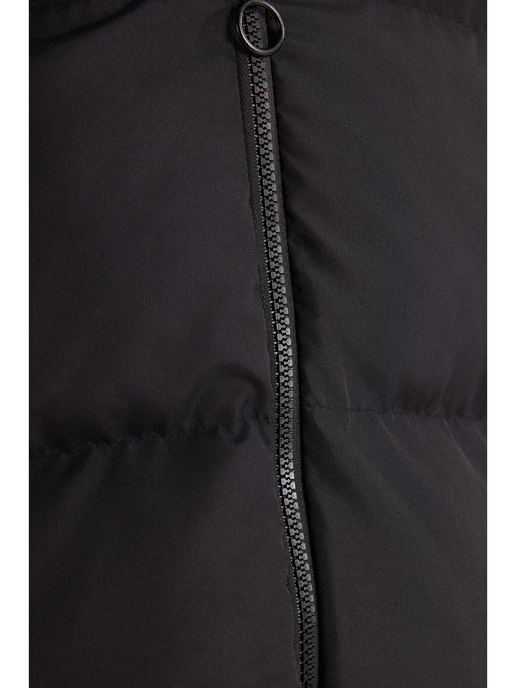 Kadın Relax Fit Rahat Kesim Su Geçirmez Kapüşonlu Siyah Mont-6