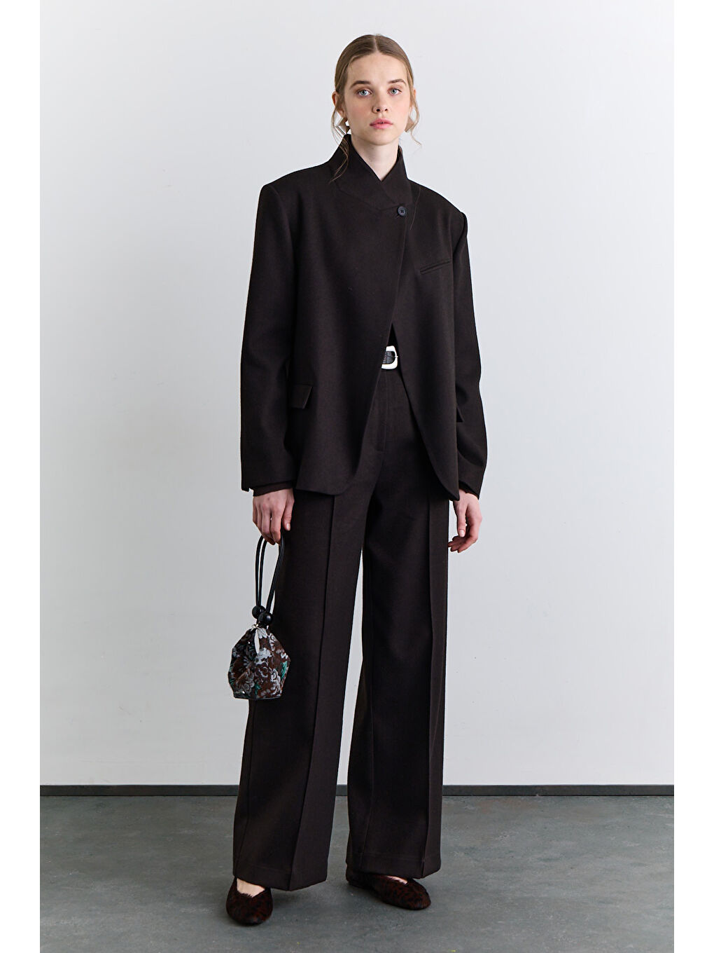 Klasik Pileli Kumaş Pantolon Kahverengi-3