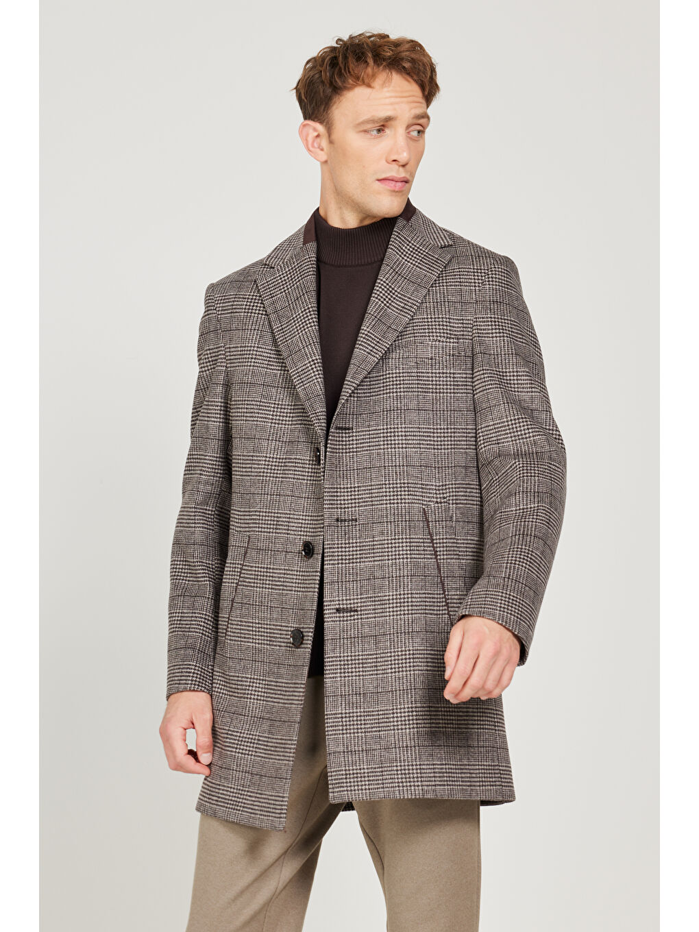 Erkek Kahverengi Standart Fit Normal Kesim Mono Yaka Desenli Yünlü Palto