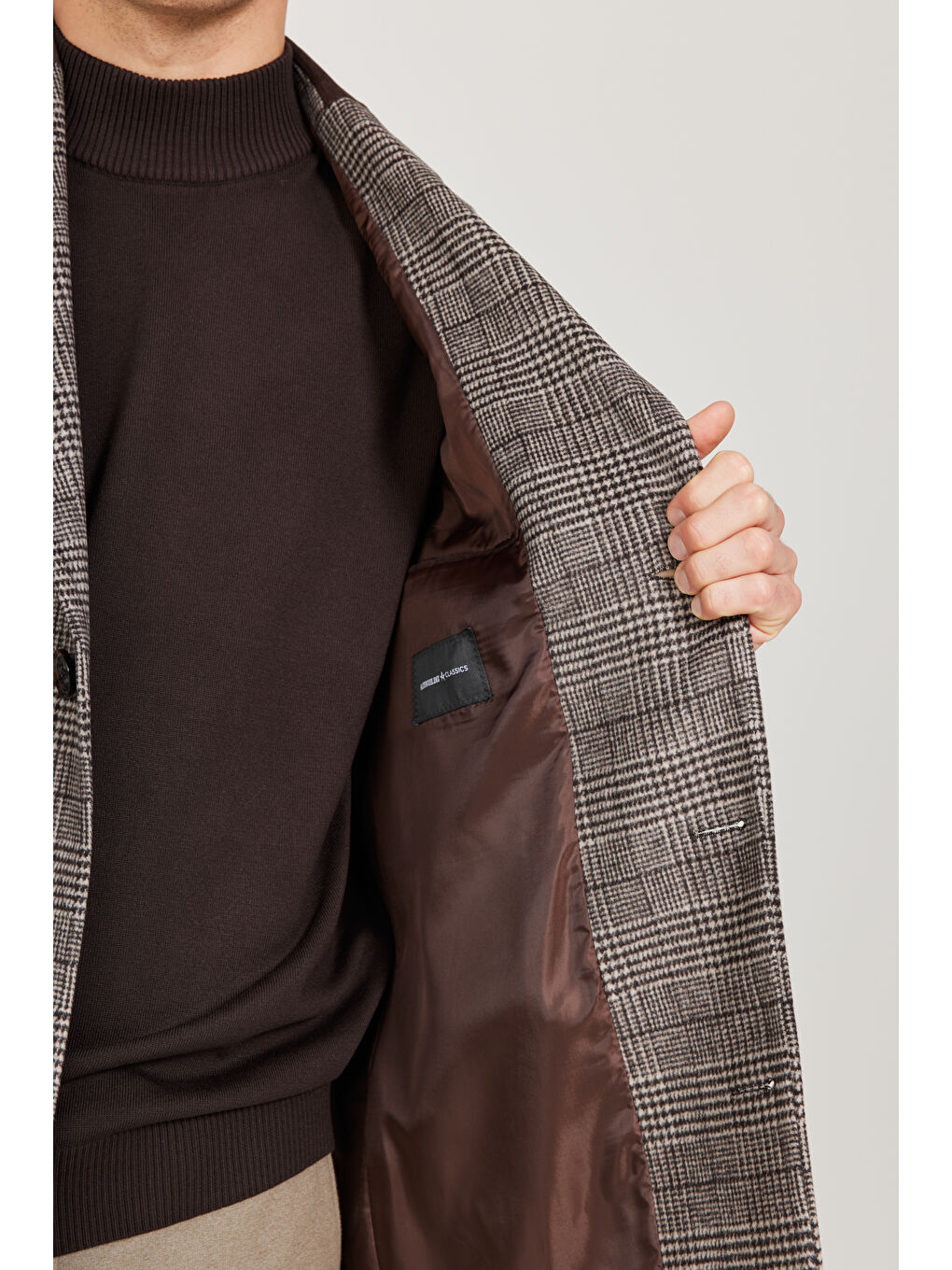 Erkek Kahverengi Standart Fit Normal Kesim Mono Yaka Desenli Yünlü Palto-4