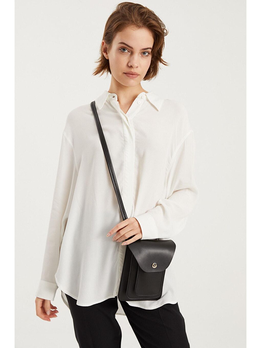 Siyah Kadın Özel Tasarım Omuz Çantası Apba011100-1