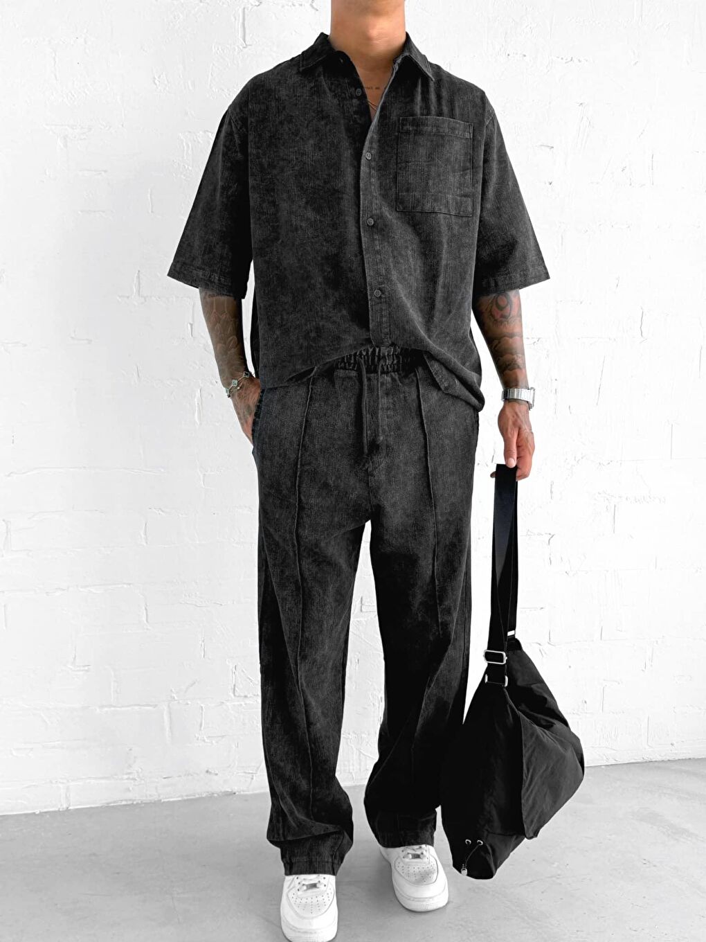 Erkek Kısa Kollu Yıkamalı Oversize Gömlek Siyah-2