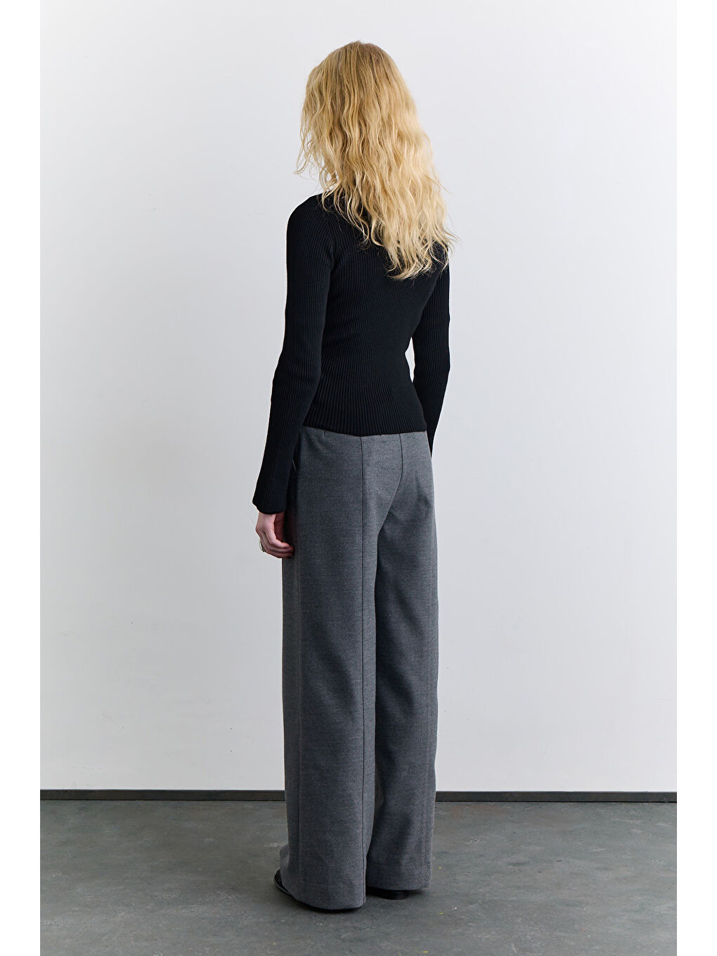 Klasik Pileli Kumaş Pantolon Gri-2