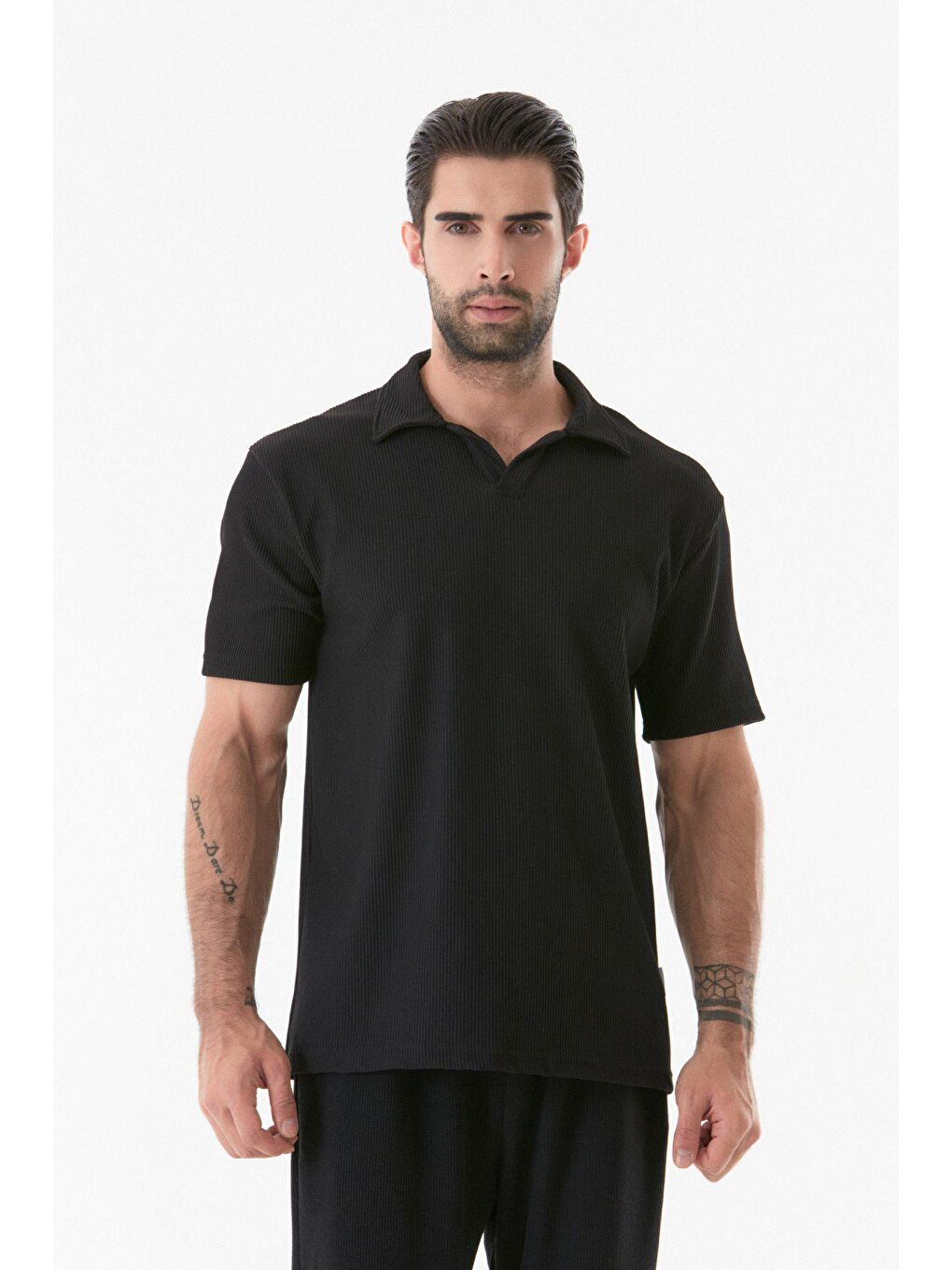 Siyah Fitilli Polo Yaka Tişört