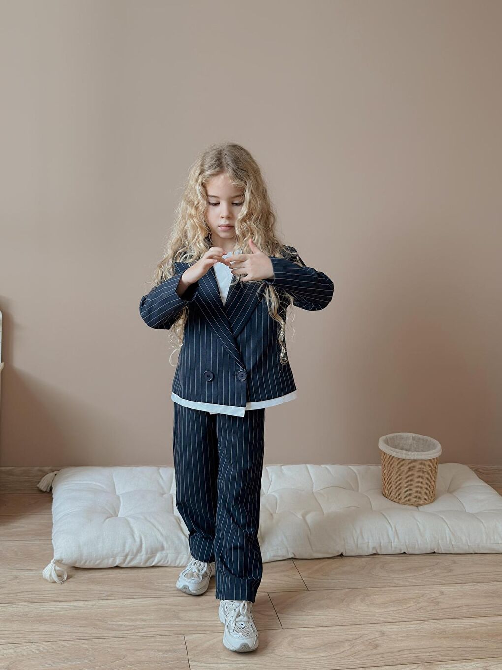 Kız Çocuk Çizgili Pantolon Ceket Siyah Alt Üst Takım