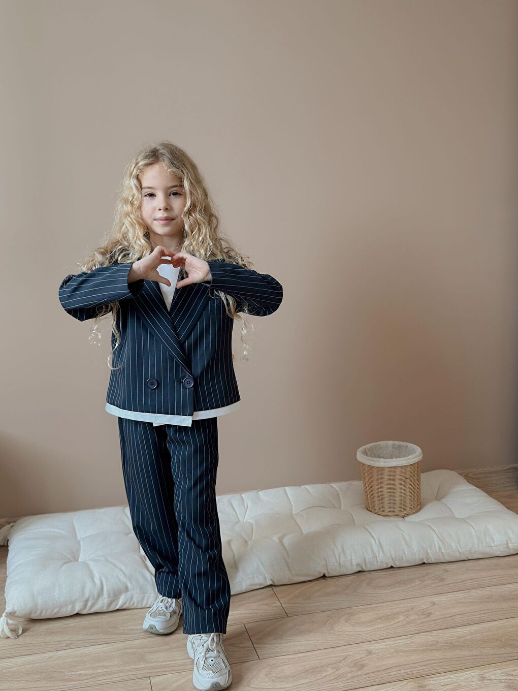 Kız Çocuk Çizgili Pantolon Ceket Siyah Alt Üst Takım-2