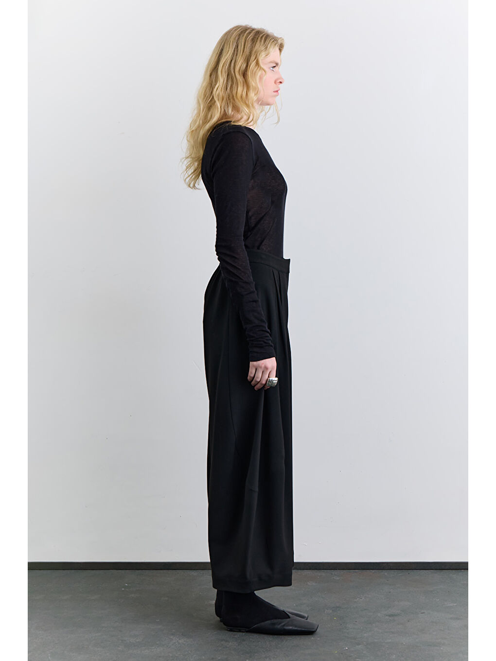 Balon Formlu Kumaş Pantolon Siyah-3