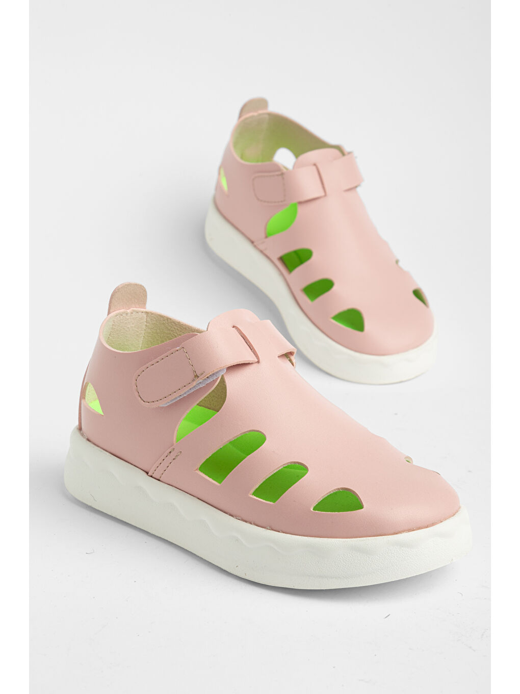 Pembe Çocuk Unisex Pudra Hafif Tabanlı Rahat Cırtlı Sandalet