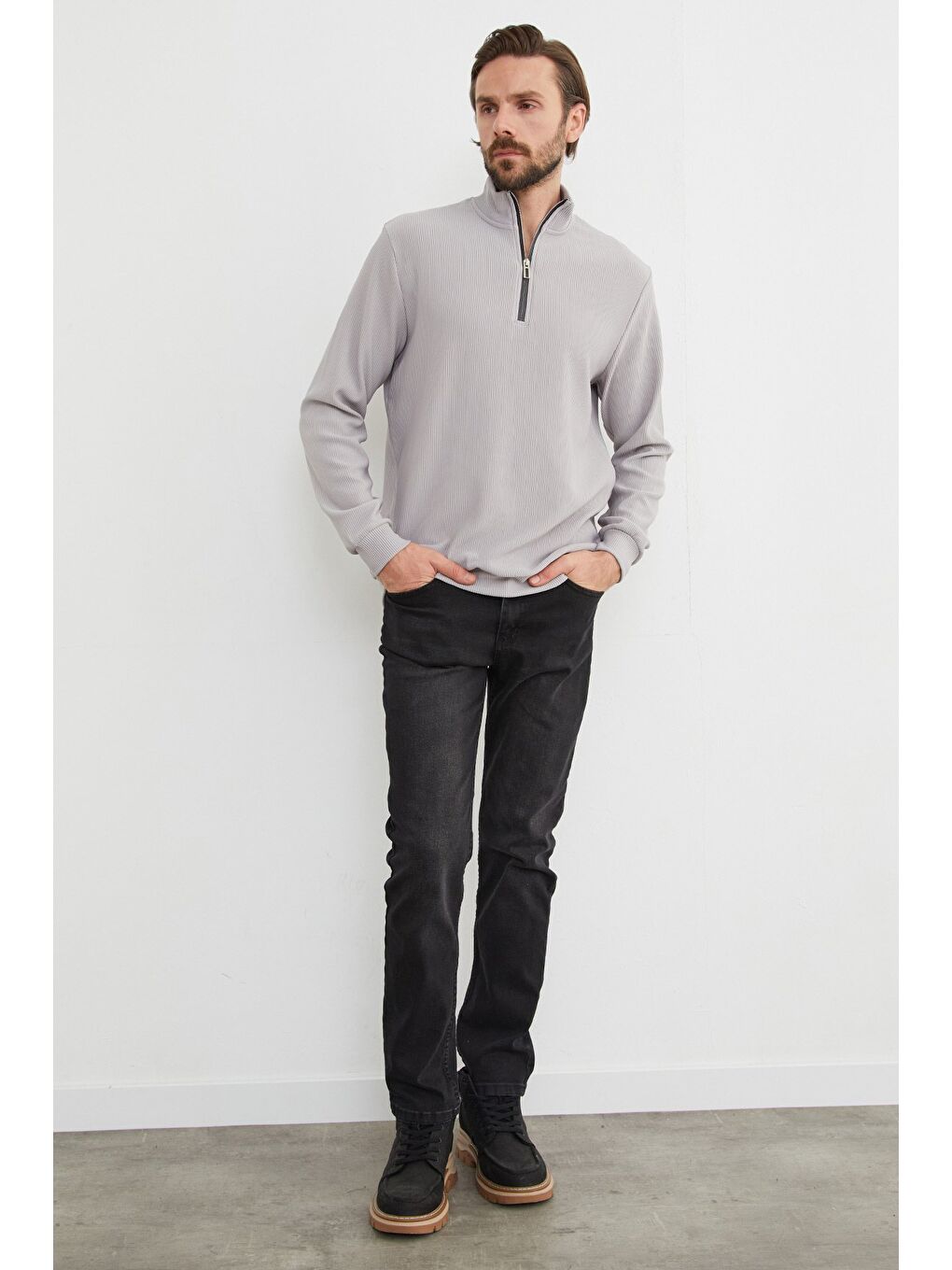 Gri Fitilli Yarım Fermuarlı Büyük Beden Sweatshirt-2