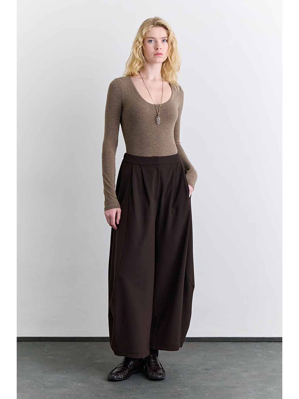 Balon Formlu Kumaş Pantolon Kahverengi-2