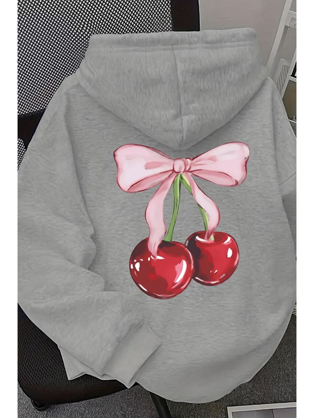 Gri Kurdela Cherry Sırt Baskılı İçi Pamuklu Unisex Sweatshirt