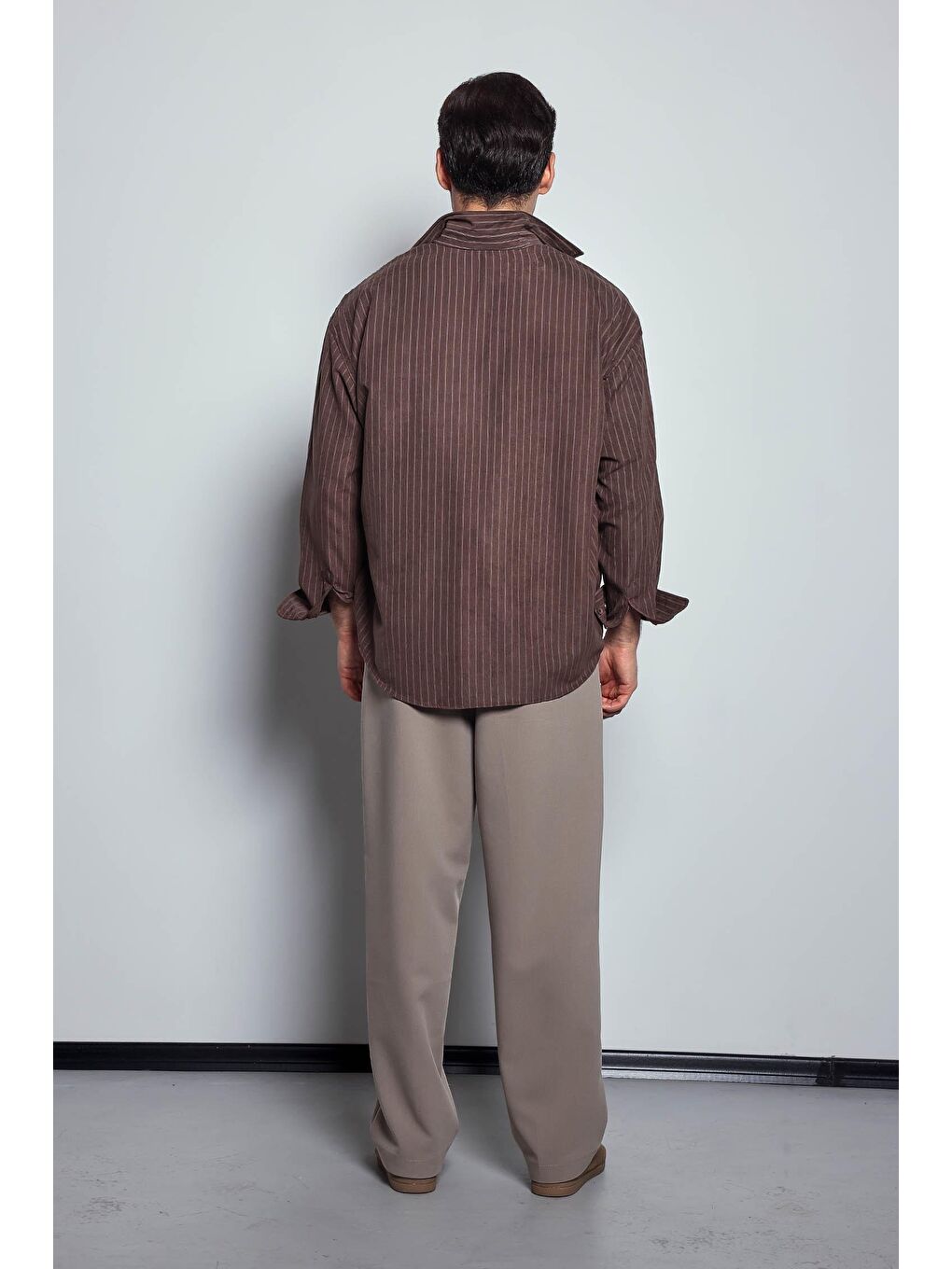 Erkek Oversize Çizgili Uzun Kollu Gömlek Kahverengi-11
