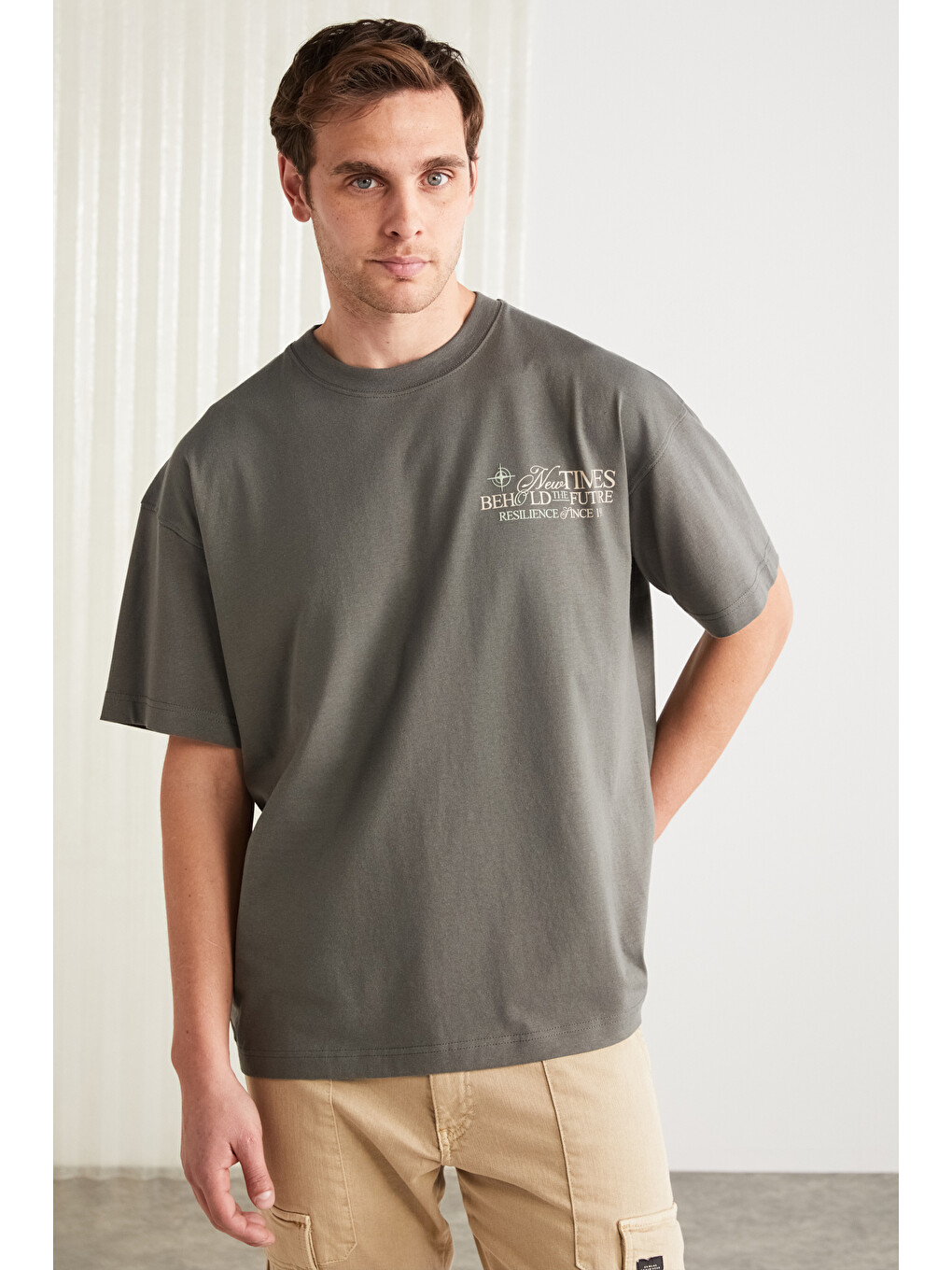 Gri COLIBRI Erkek Ön Arka Baskı Detaylı Oversize Kısa Kollu Bisiklet Yaka Organik Pamuklu GRİ T-Shirt-2