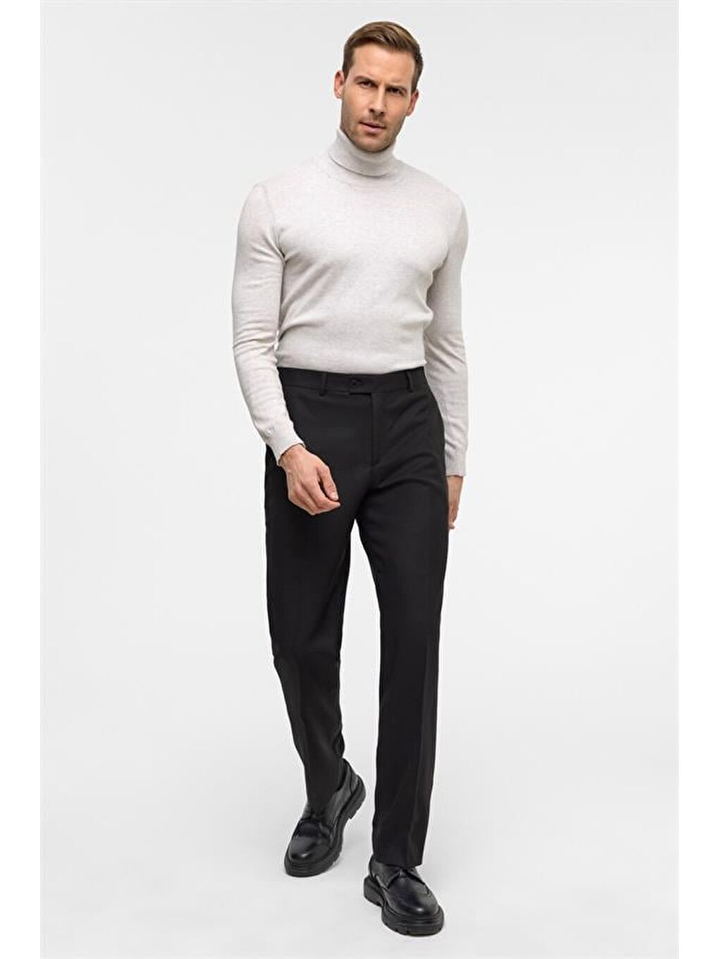 Siyah Regular Düz Pantolon-1