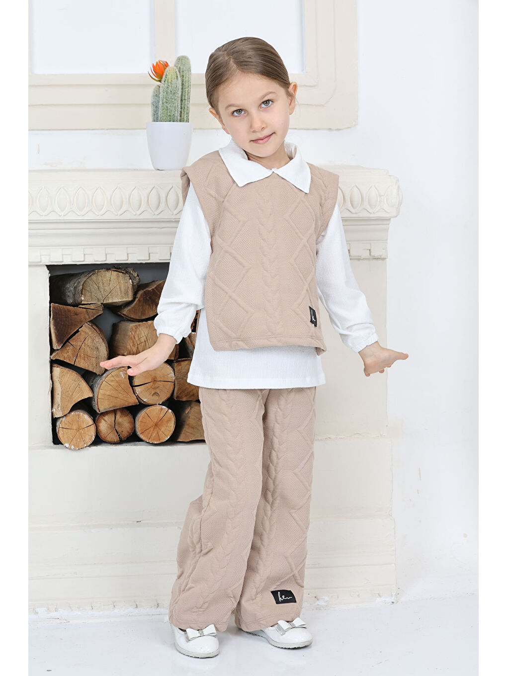 Kız Çocuk Bej Kız Çocuk Gömlek Yaka Dokulu Alt Üst Takım Takım - 26813-1