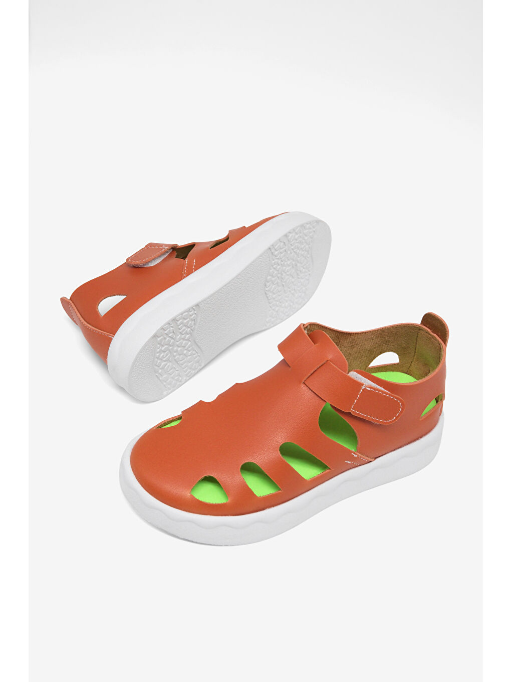 Çocuk Unisex Turuncu Hafif Tabanlı Rahat Cırtlı Sandalet-2