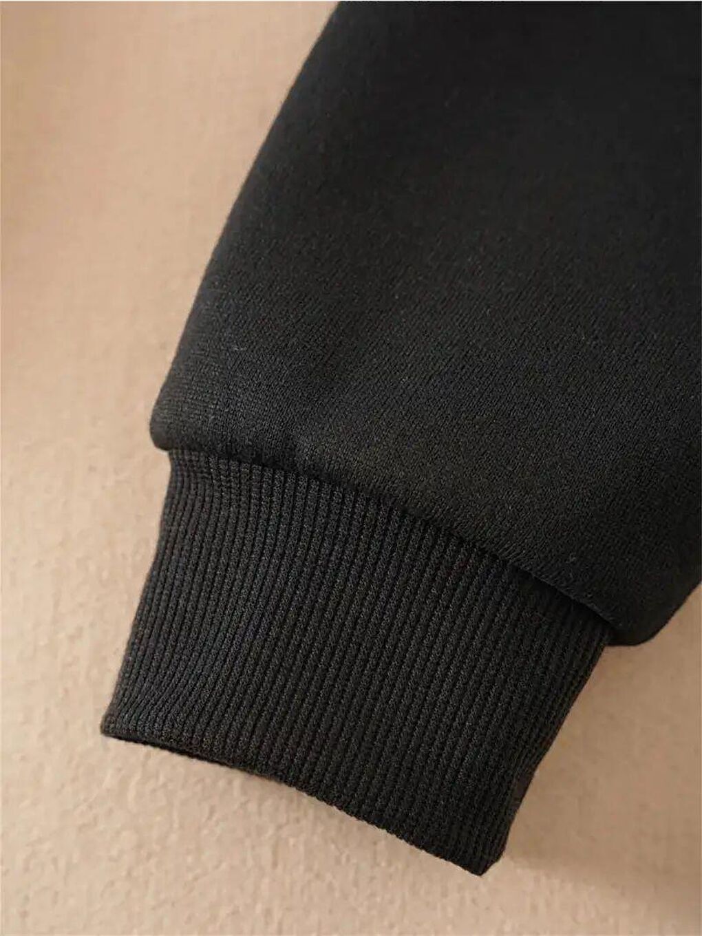 Siyah Kurdela Cherry Sırt Baskılı İçi Pamuklu Unisex Sweatshirt-2