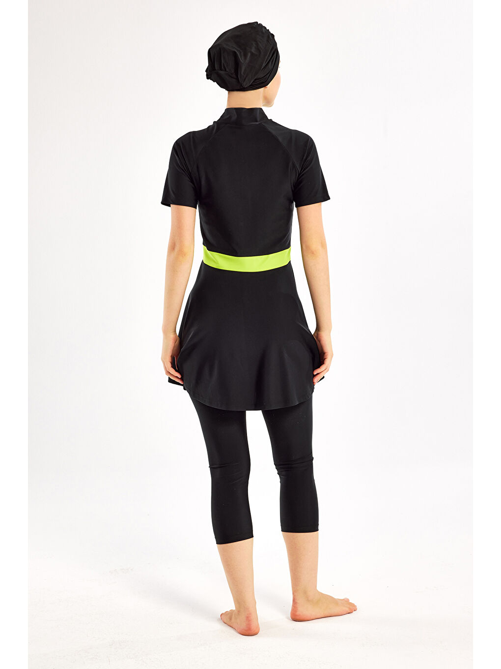 Kısa Kollu Elastan Yarı Kapalı Mayo 1609 Siyah01-3