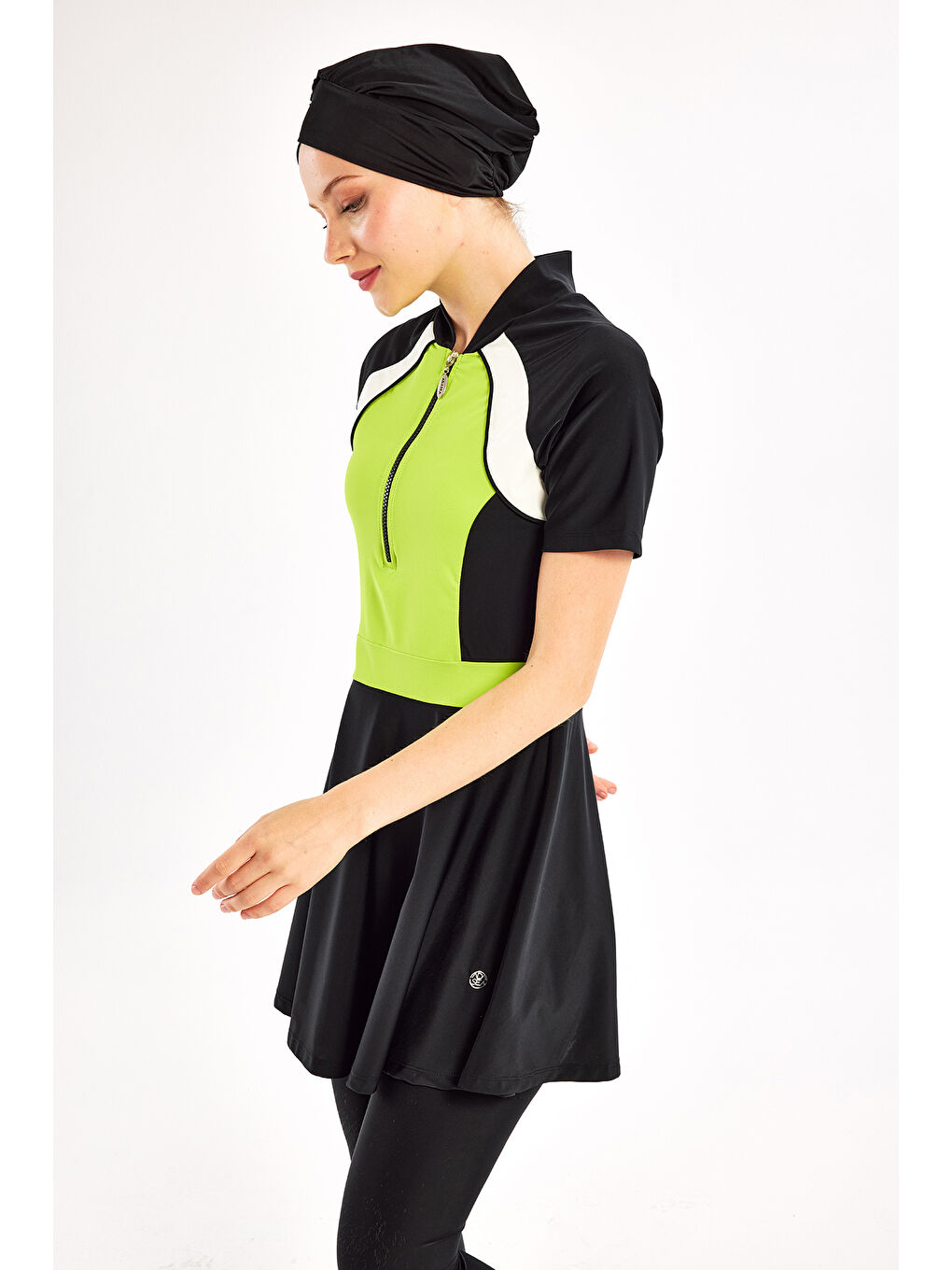 Kısa Kollu Elastan Yarı Kapalı Mayo 1609 Siyah01-4