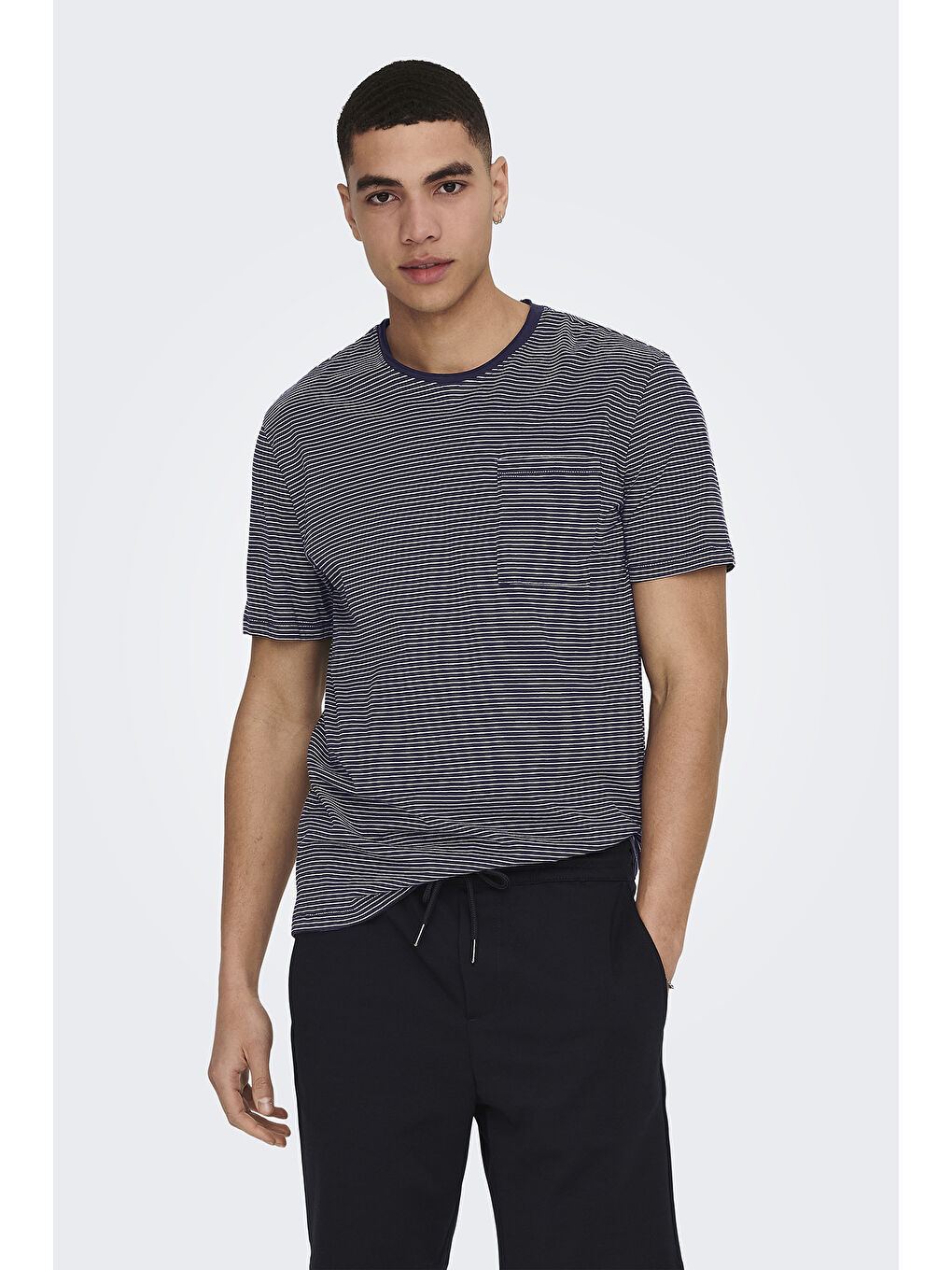 Lacivert Onsbale Çizgili %100 Pamuk Regular Fit Bisiklet Yaka Tişört 22025680