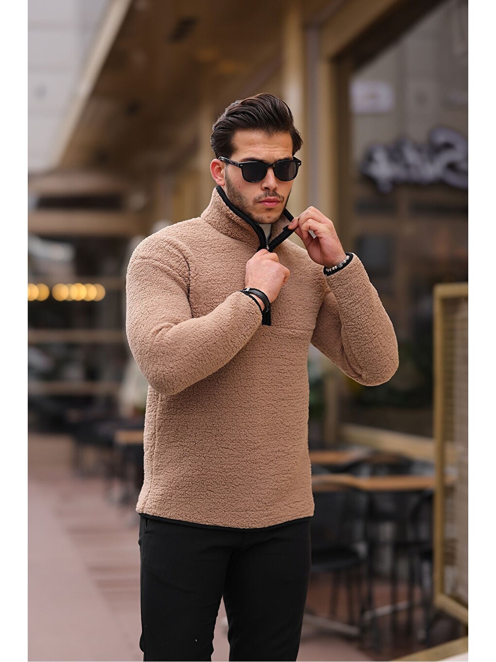 Bej Yarım Fermuarlı Pelüş Sweatshirt-2