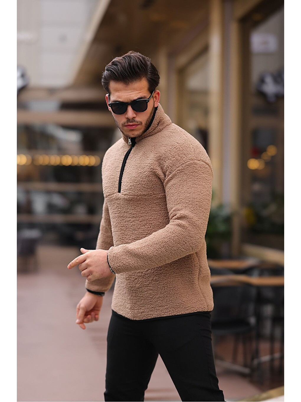 Bej Yarım Fermuarlı Pelüş Sweatshirt-3