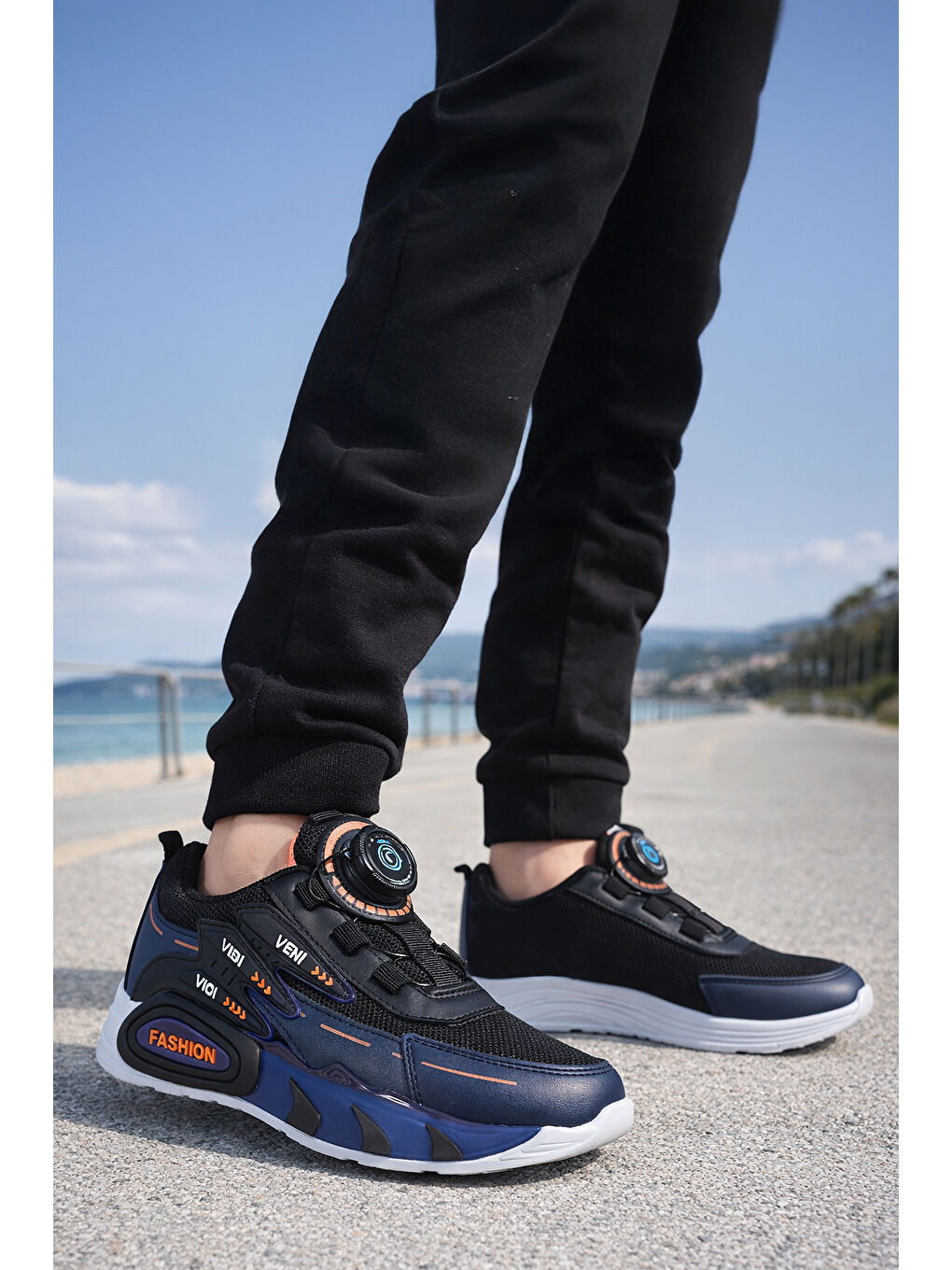 Lacivert Gary Hafif Taban Bağcık Mekanizmalı Erkek Çocuk Spor Ayakkabı-2