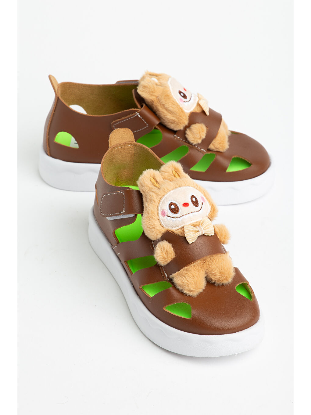 Kahverengi Çocuk Unisex Kahve Hafif Taban Ayıcık Detaylı Cırtlı Sandalet-0