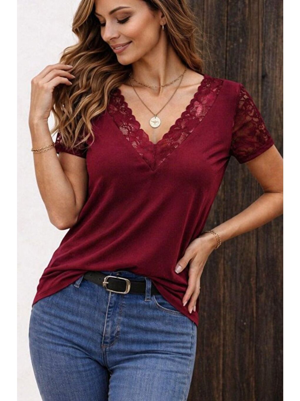 Bordo Kadın Kısa Kollu V Yakalı Dantelli Viskon Bluz-2