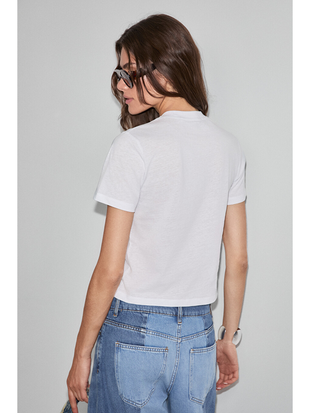 Algher Kadın Baskı Desenli Kısa Kollu Organik Pamuklu Bisiklet Yaka Crop Beyaz T-shirt-4