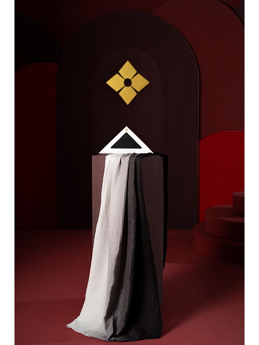 Siyah Kadın Müslin Degrade Şal