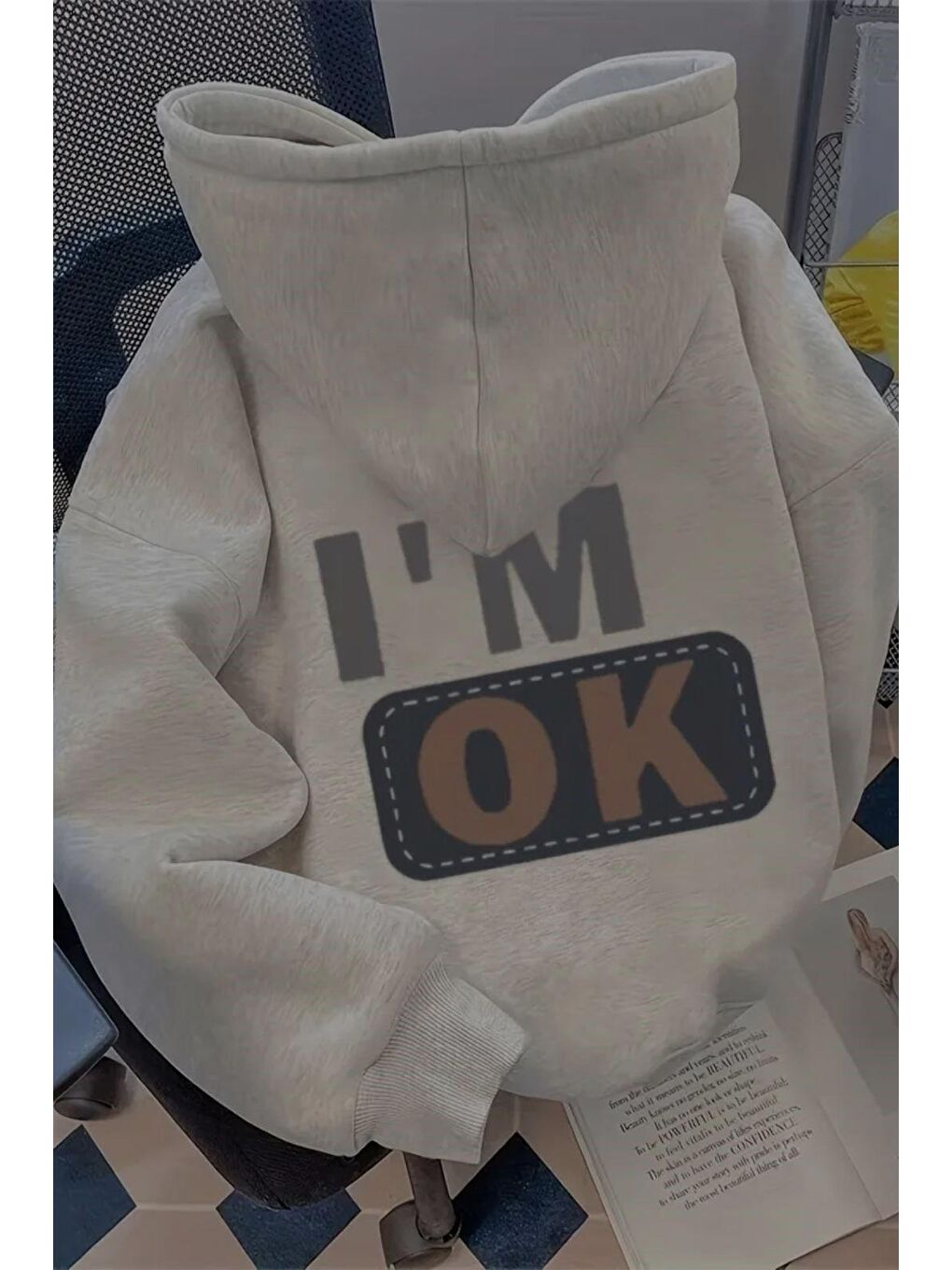 Gri İ'm Ok Sırt Baskılı İçi Pamuklu Unisex Sweatshirt