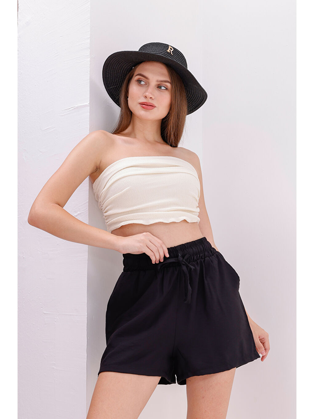 Siyah Genıus Store Kadın Şort Aerobin Pamuklu Cepli Çekmez Kumaş Beli Lastikli Şort-1