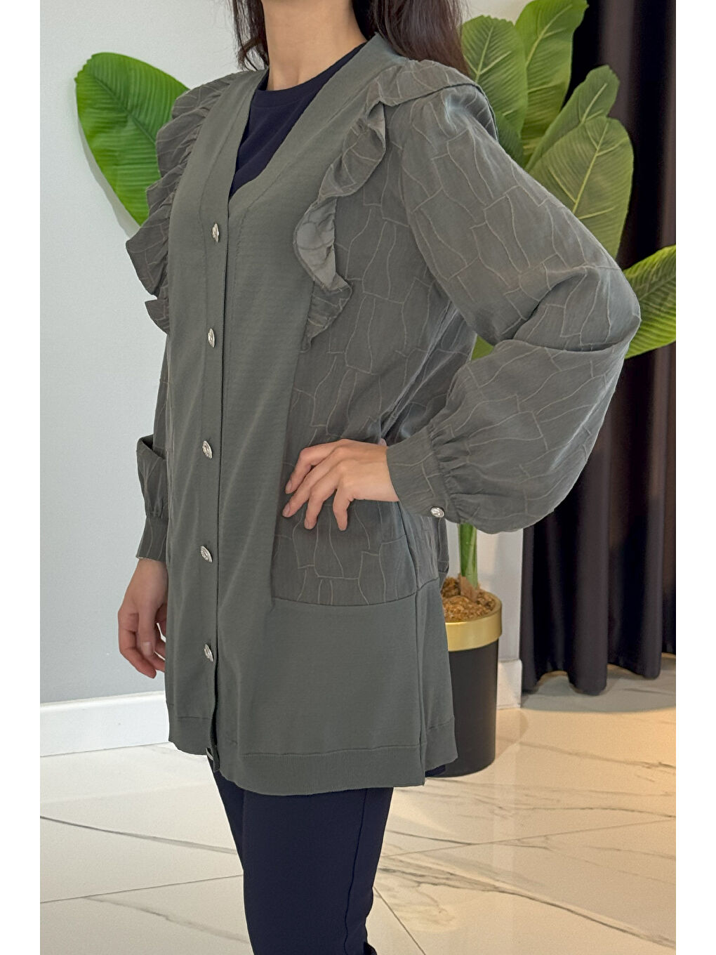 Fırfır Detay Önü Düğmeli Hırka 6051 Haki-2