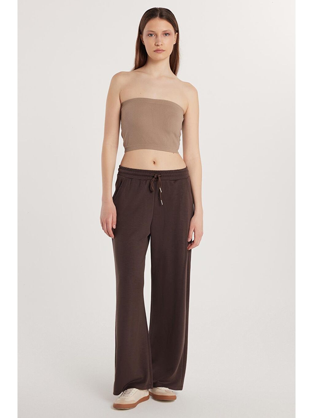 Kadın Modal Kumaş Regular Fit Normal Bel Çift Cep Beli Bağcıklı Kahverengi Eşofman Altı-2