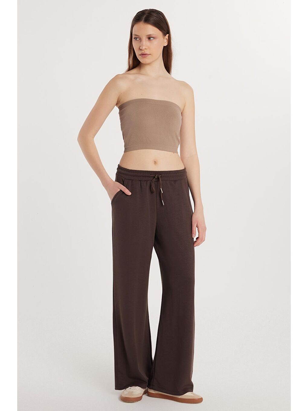 Kadın Modal Kumaş Regular Fit Normal Bel Çift Cep Beli Bağcıklı Kahverengi Eşofman Altı-3
