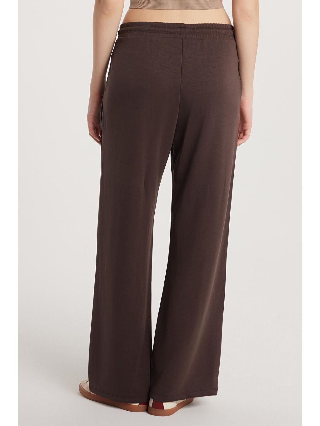 Kadın Modal Kumaş Regular Fit Normal Bel Çift Cep Beli Bağcıklı Kahverengi Eşofman Altı-4