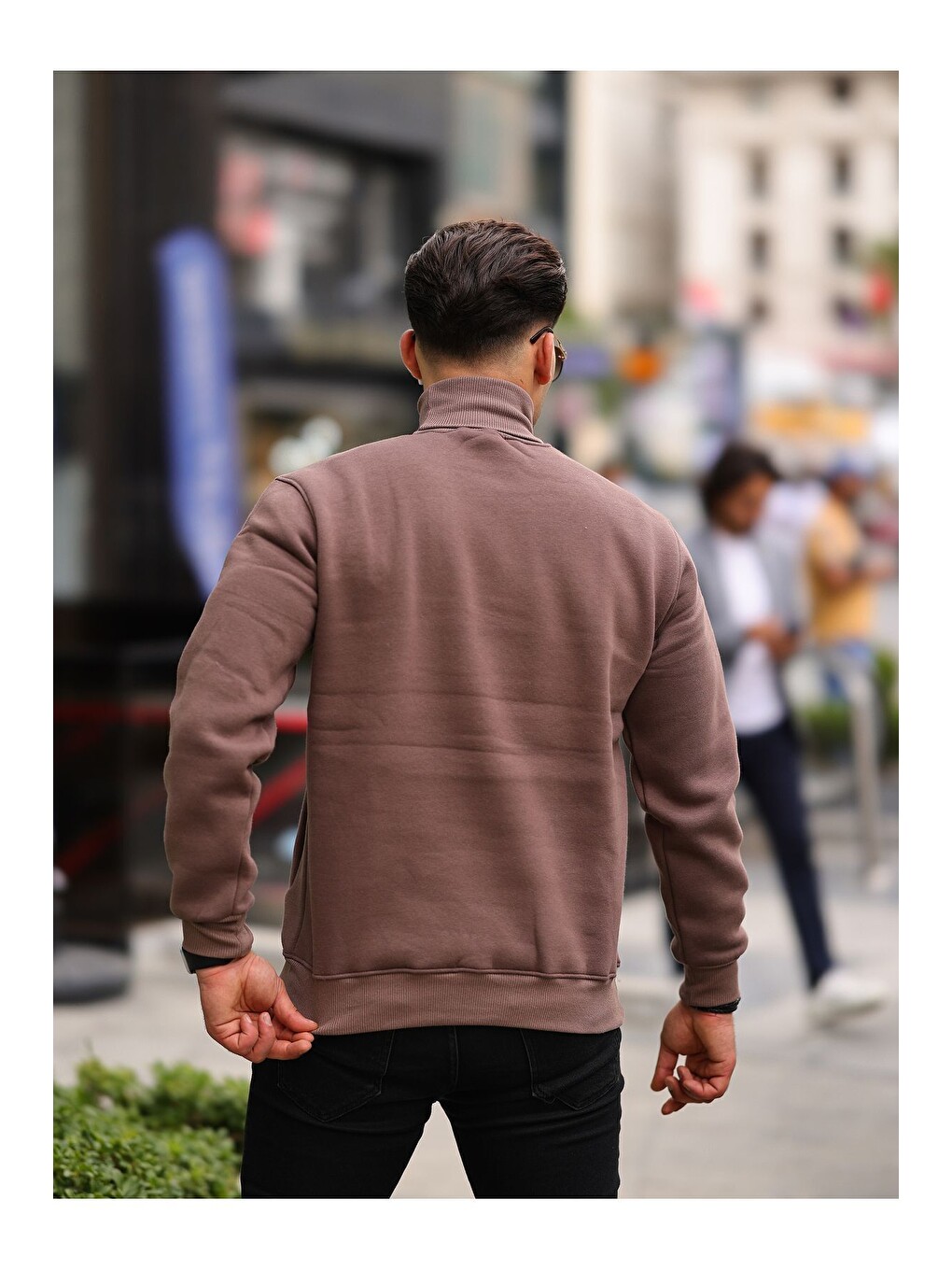 Kahverengi Boğazlı Cepli Üç İplik Sweat-3
