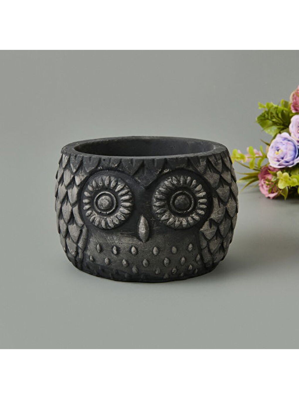 Kozalak Desenli Beton Saksı - Siyah - 8x10 cm-3