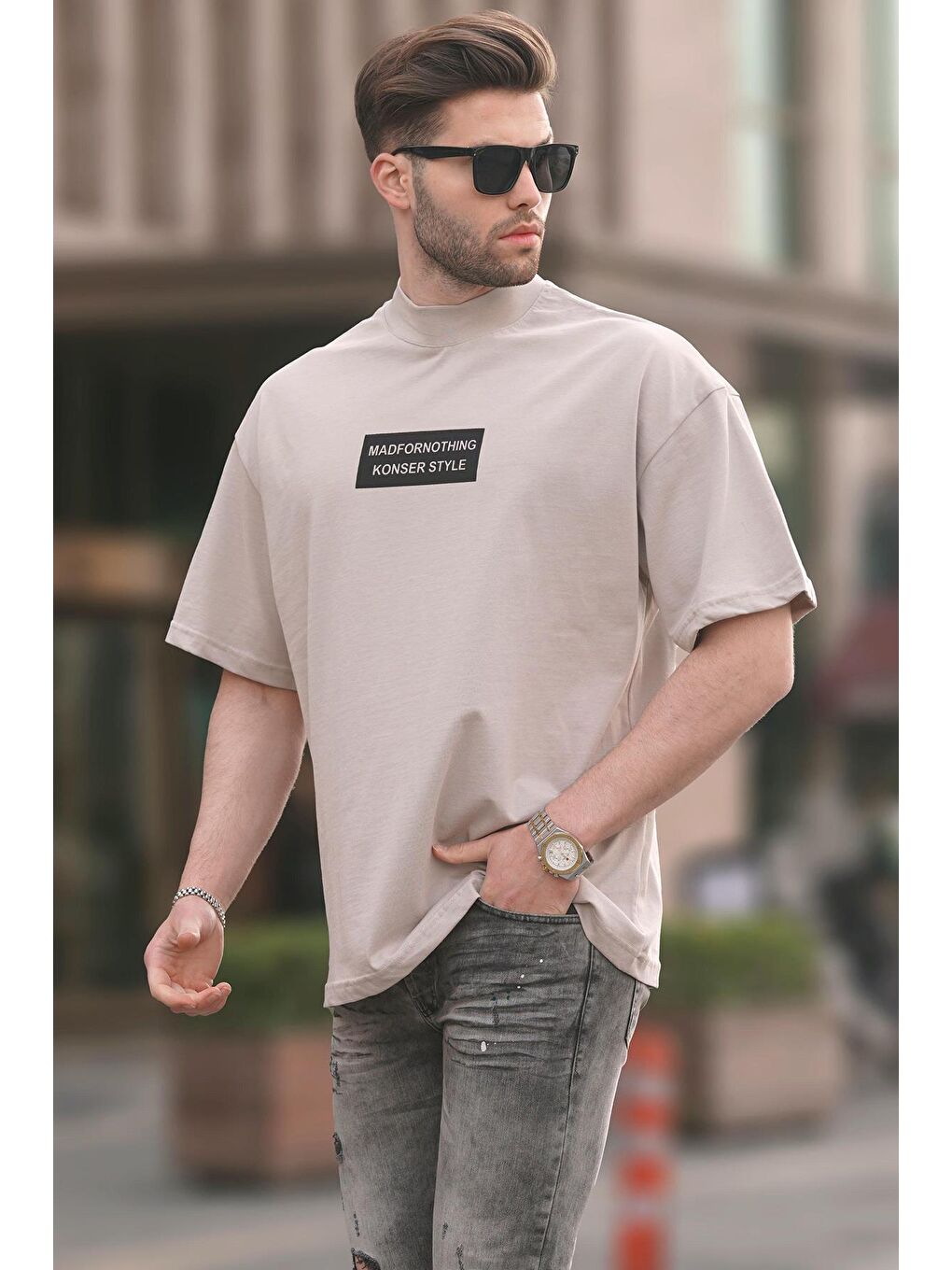 Bej Taş Rengi Rengi Yalancı Dik Yaka Oversize Erkek Tişört 7004